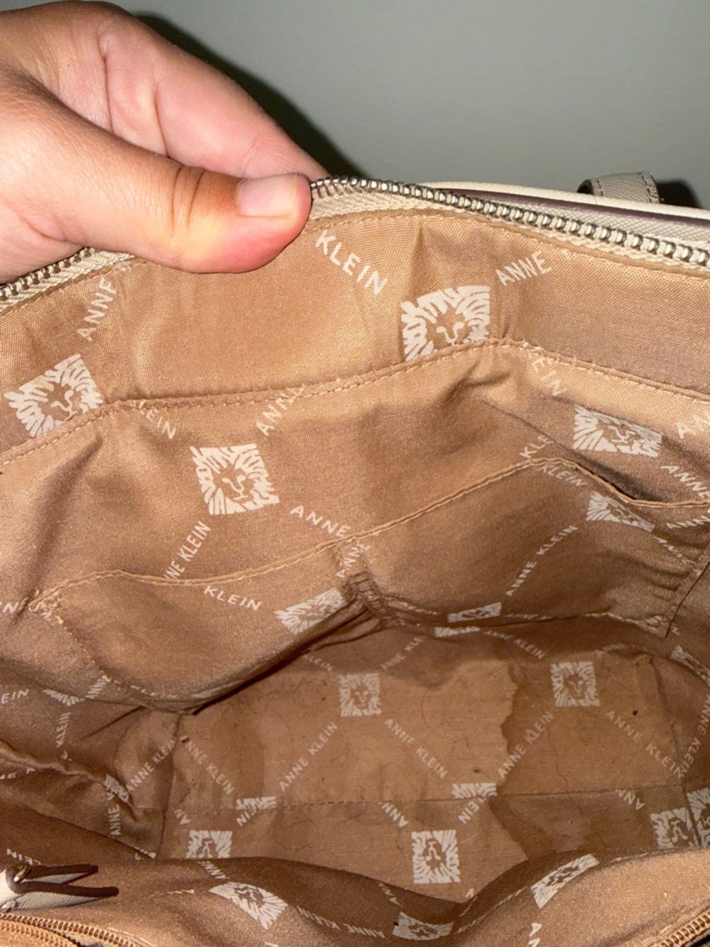 Anne Klein Classic Gray Women’s Tote Bag - Structured Everyday Handbag - Picture 10 of 13